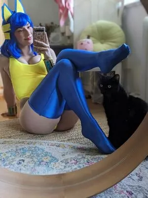 InvaderVie nude photo #0423