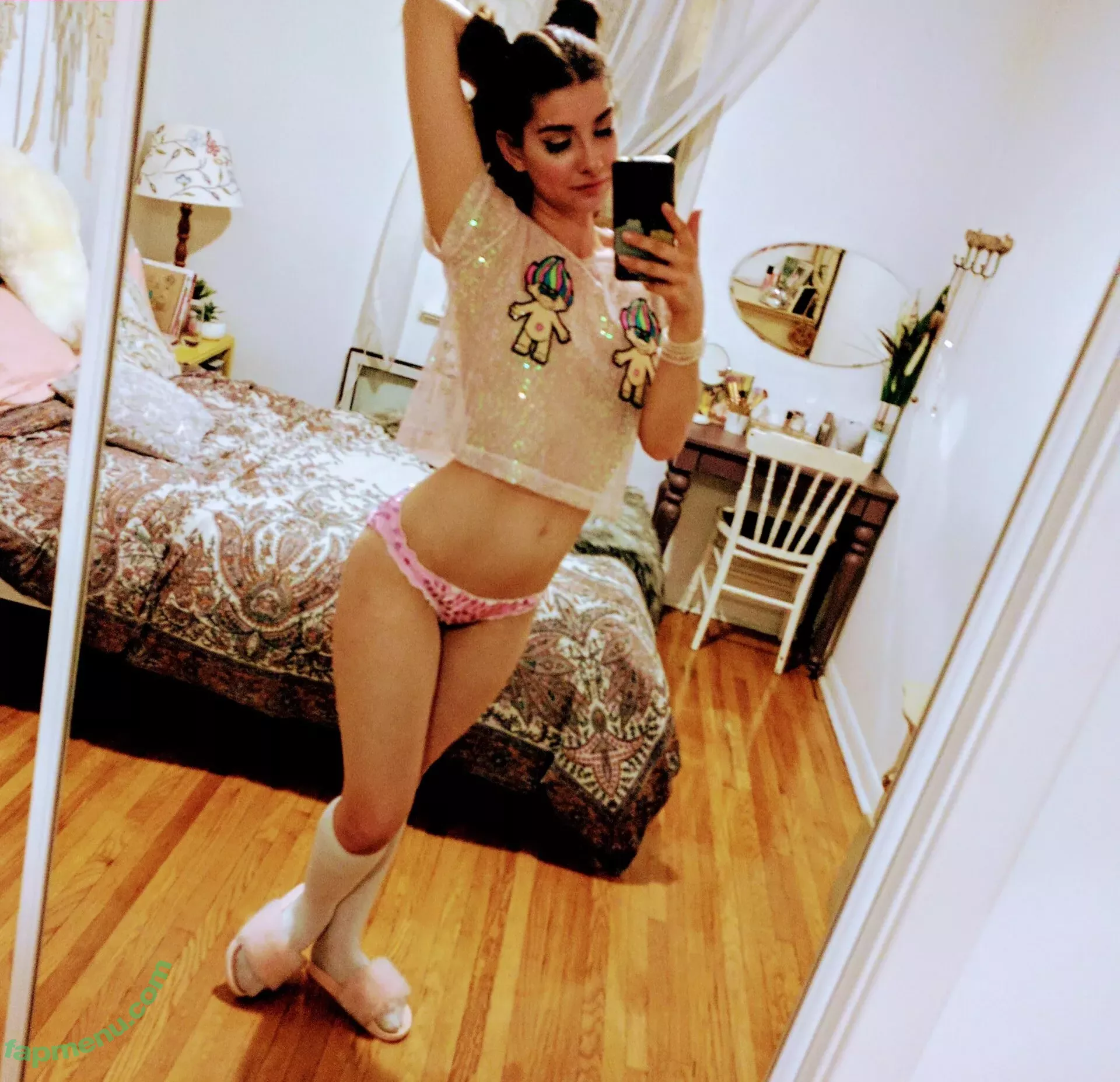 InvaderVie nude photo #0089 (InvaderVie)