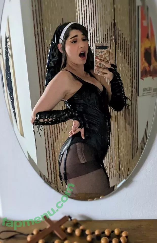 InvaderVie nude photo #0208 (InvaderVie)