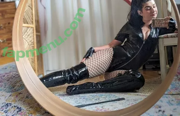 InvaderVie nude photo #0264 (InvaderVie)