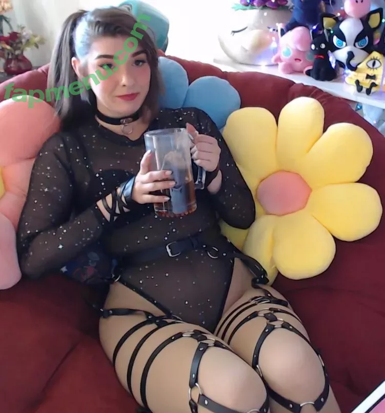 InvaderVie nude photo #0374 (InvaderVie)