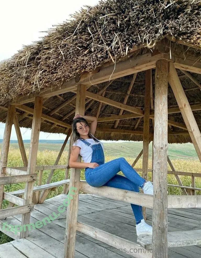 ioanaellasexy nude photo #0001 (ioanaellasexy)