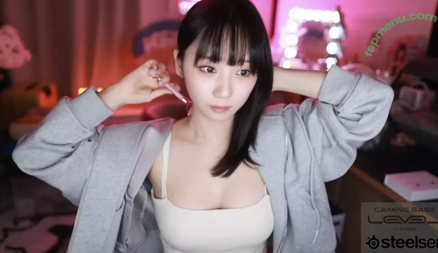 iorimoe_five nude photo #0502 (moe_five / 伊織もえ)