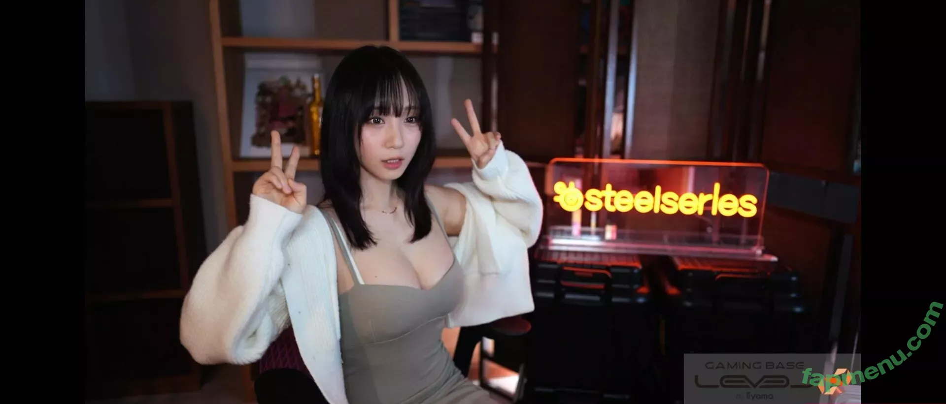 iorimoe_five nude photo #0532 (moe_five / 伊織もえ)