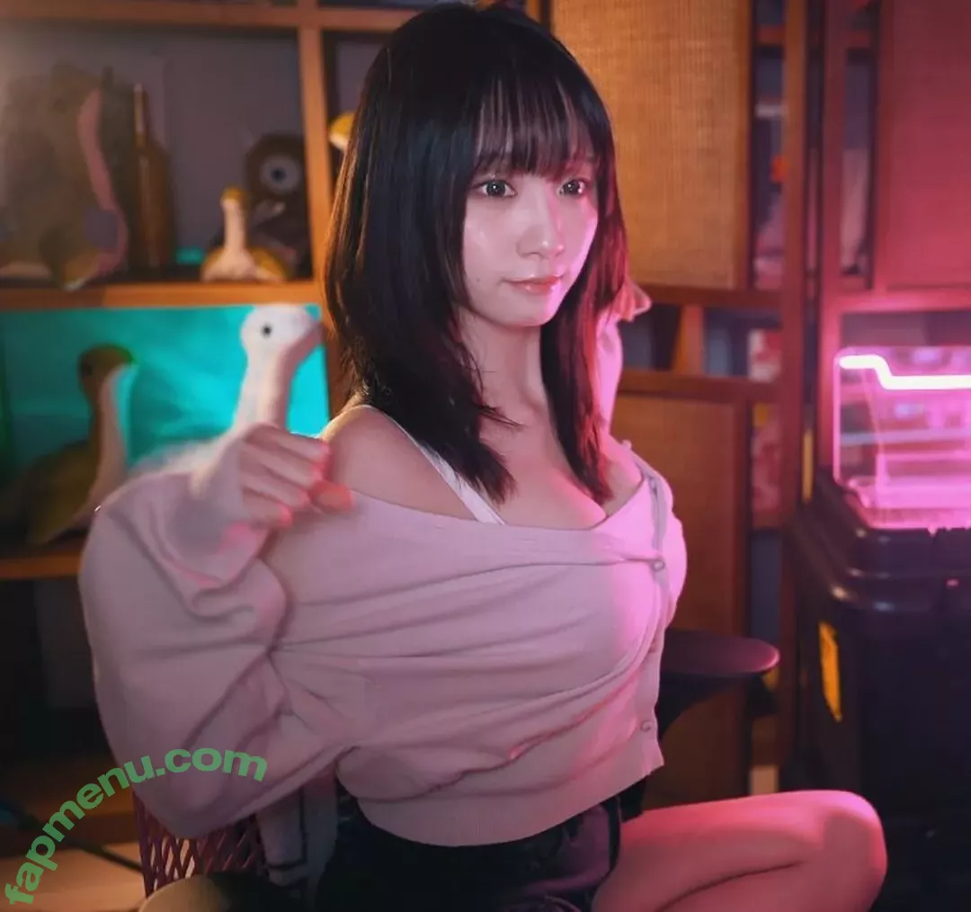 iorimoe_five nude photo #0540 (moe_five / 伊織もえ)