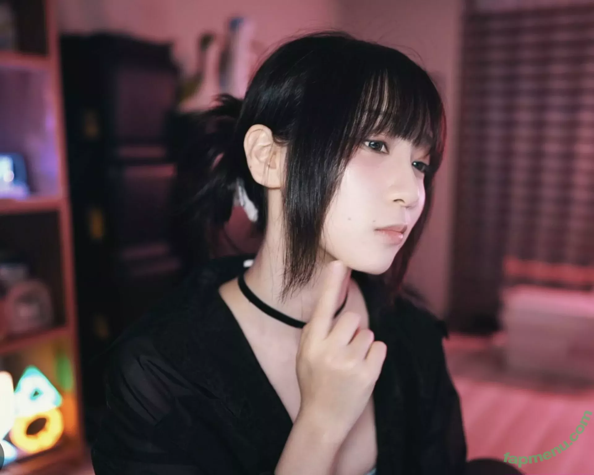 iorimoe_five nude photo #0573 (moe_five / 伊織もえ)