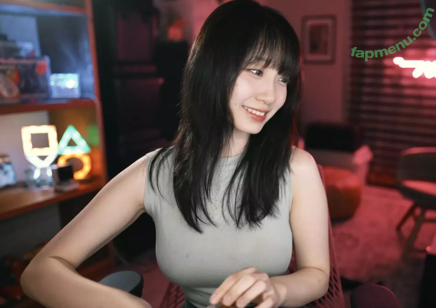 iorimoe_five nude photo #0887 (moe_five / 伊織もえ)