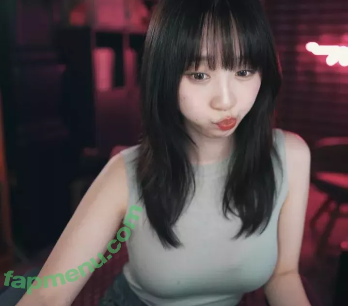 iorimoe_five nude photo #0890 (moe_five / 伊織もえ)