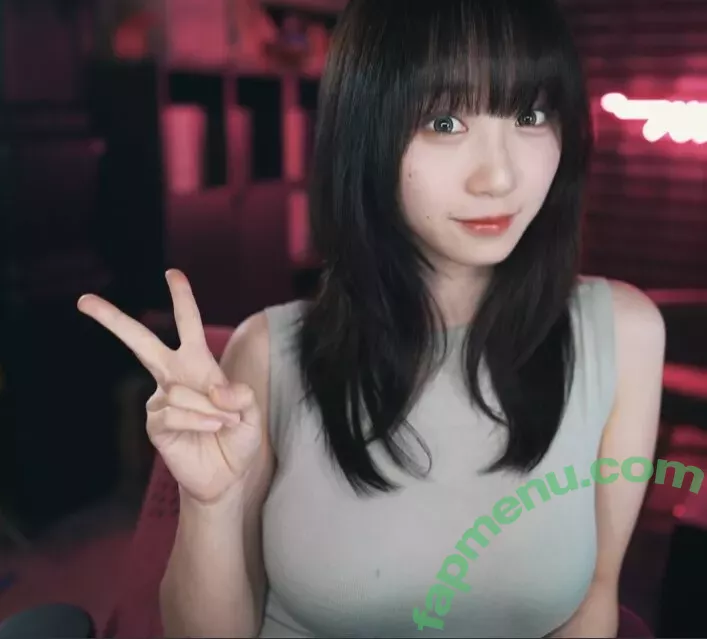 iorimoe_five nude photo #0891 (moe_five / 伊織もえ)