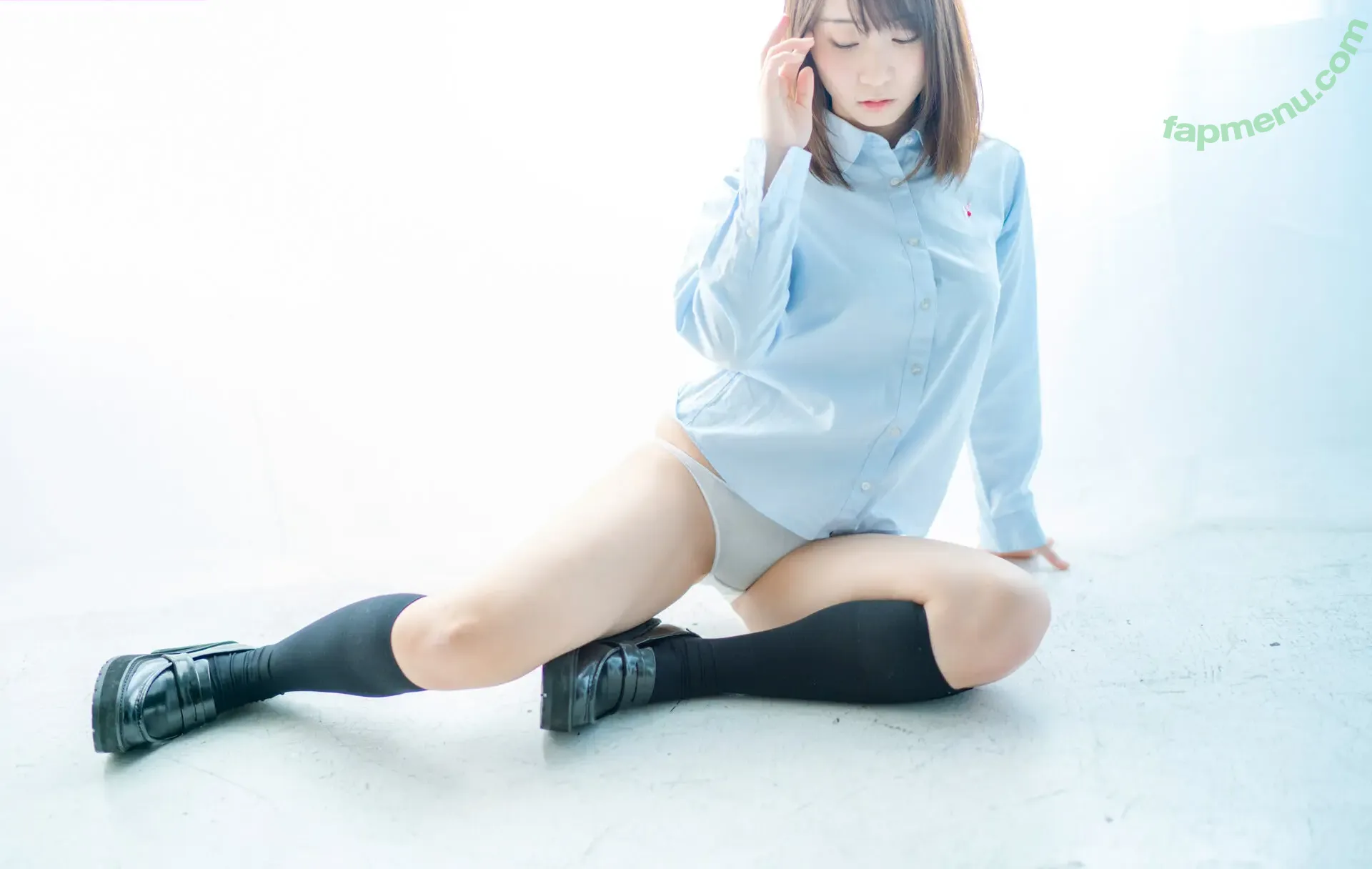 iorimoe_five nude photo #1579 (moe_five / 伊織もえ)