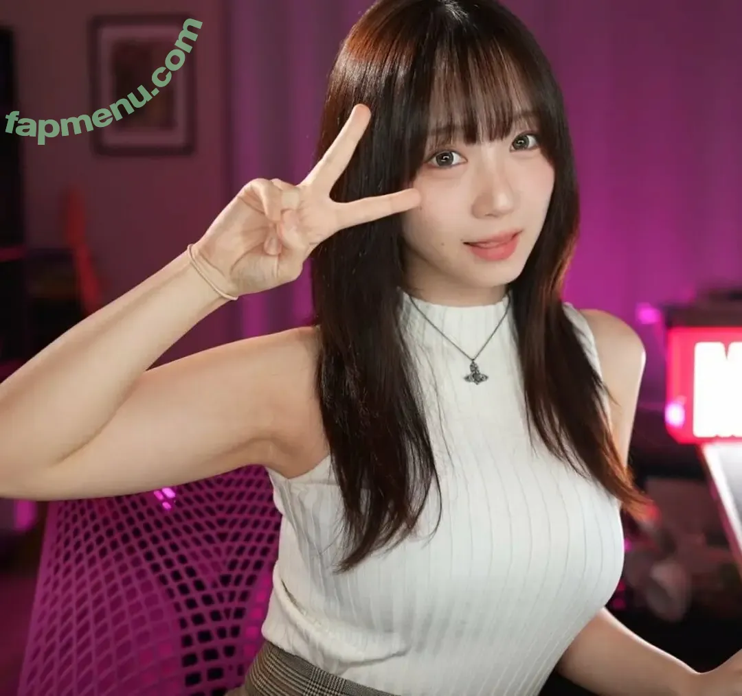 iorimoe_five nude photo #1863 (moe_five / 伊織もえ)