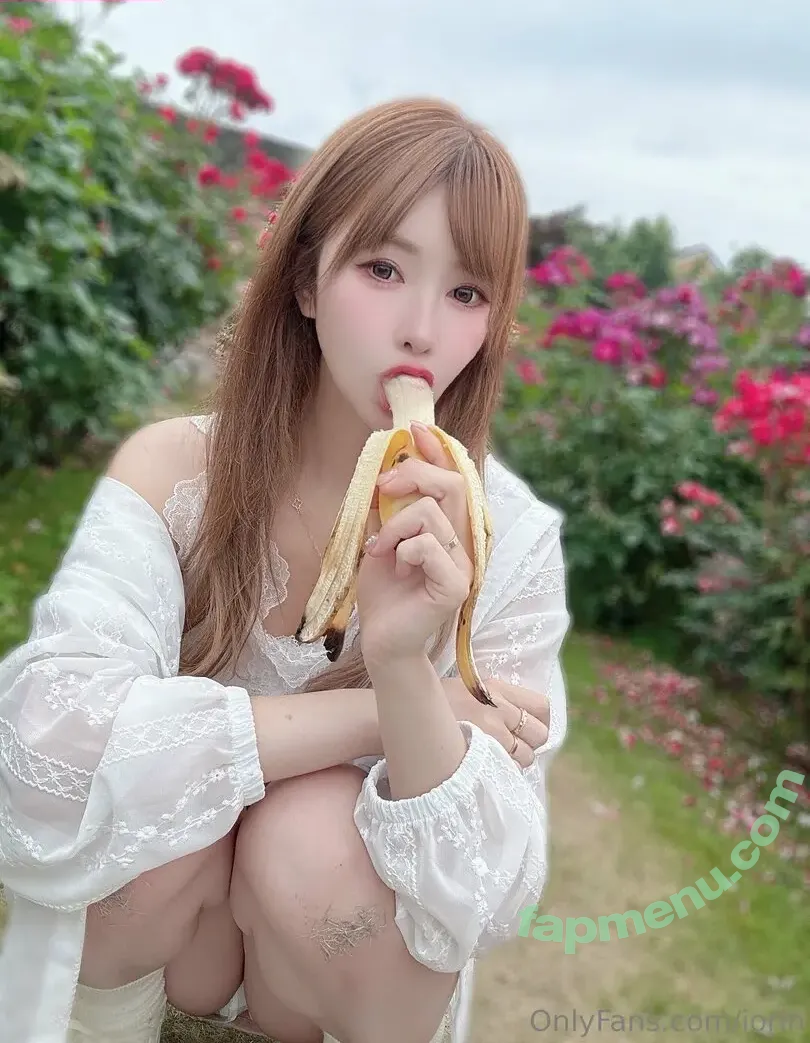 iorin nude photo #0121 (iorin)