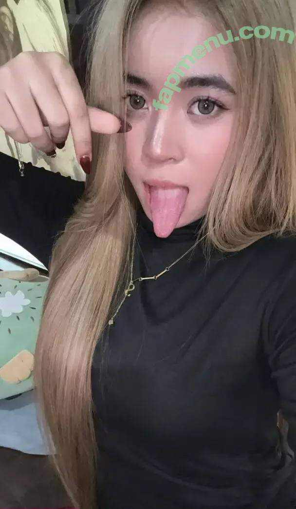 Iqamalasmandi nude photo #0001 (namiraafiqa)