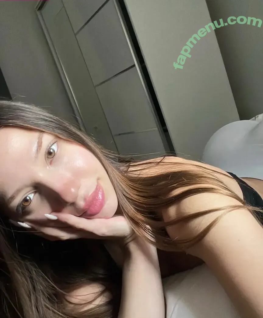 ireeeemcy nude photo #0046 (ireeeemcy)