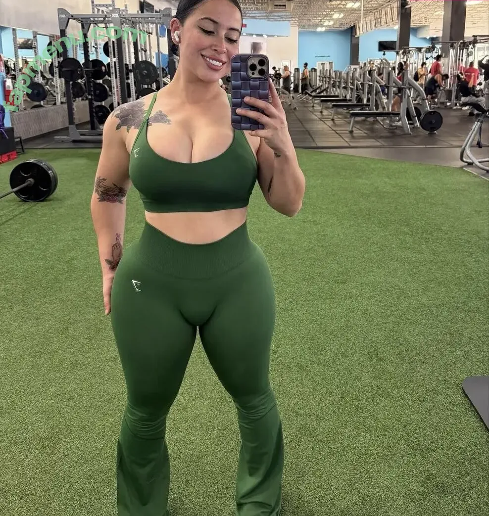 ireeneechaaveez nude photo #0020 (iiirenechavez / irvinchavez543)