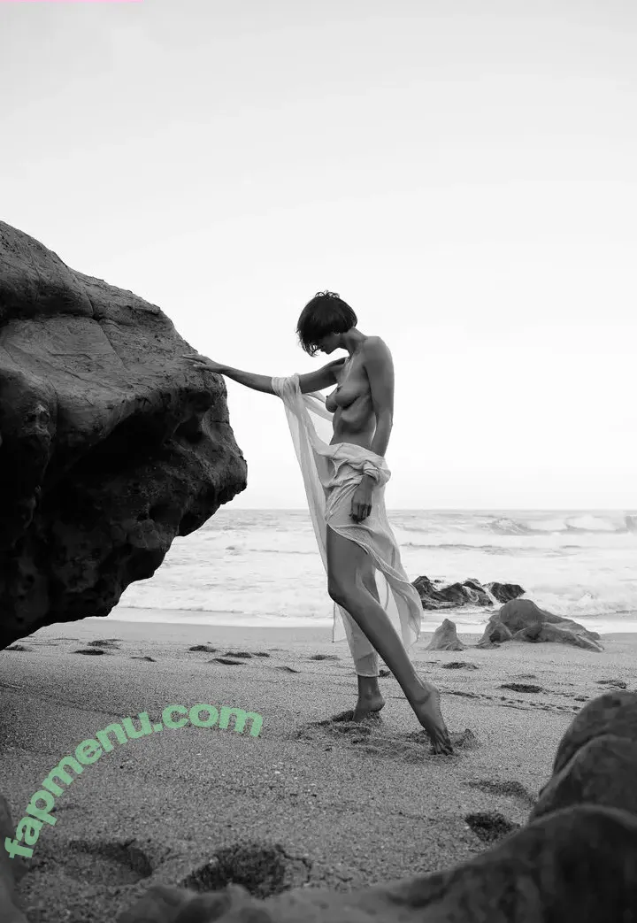 ireenel_ nude photo #0523 (Irina Lozovaya / aireenel_ / ireenel)