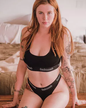 Ireland Baldwin / chloebaldwin... / irelandirelandireland nude photo #0015