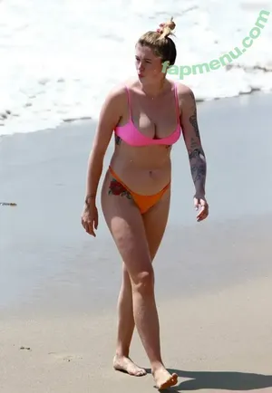 Ireland Baldwin / chloebaldwin... / irelandirelandireland nude photo #0521