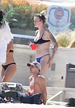 Ireland Baldwin / chloebaldwin... / irelandirelandireland nude photo #0539