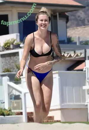 Ireland Baldwin / chloebaldwin... / irelandirelandireland nude photo #0550