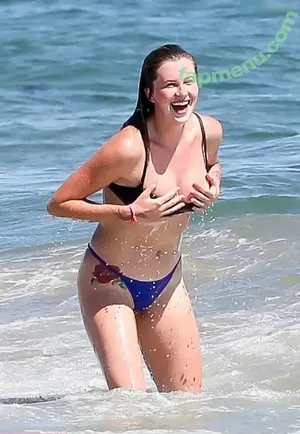 Ireland Baldwin / chloebaldwin... / irelandirelandireland nude photo #0553