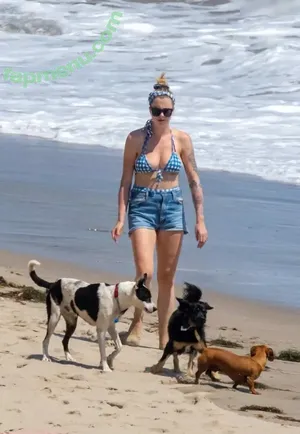 Ireland Baldwin / chloebaldwin... / irelandirelandireland nude photo #0565
