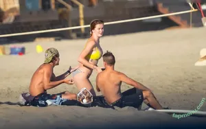 Ireland Baldwin / chloebaldwin... / irelandirelandireland nude photo #0604