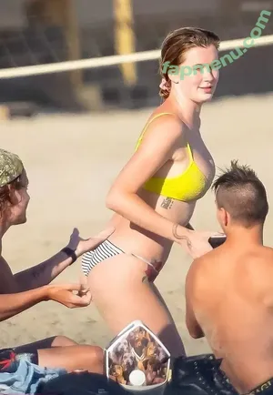 Ireland Baldwin / chloebaldwin... / irelandirelandireland nude photo #0605