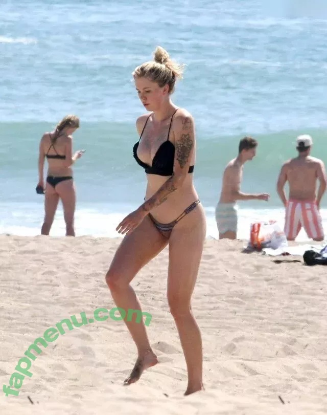 Ireland Baldwin nude photo #0420 (chloebaldwin... / irelandirelandireland)