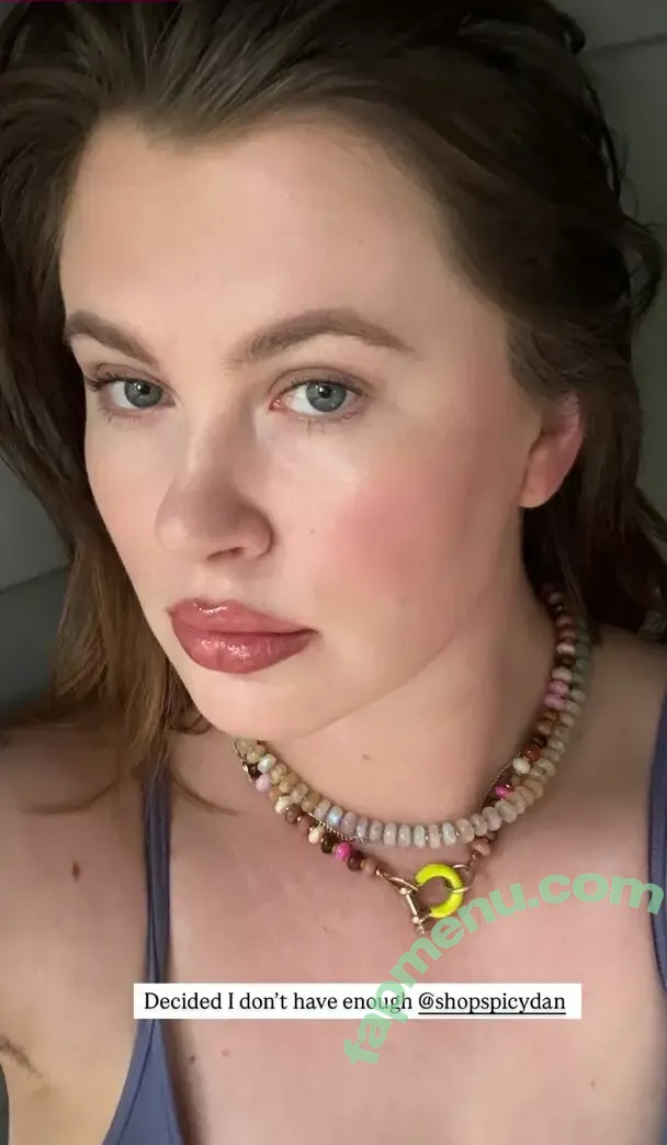 Ireland Baldwin nude photo #0538 (chloebaldwin... / irelandbasingerbaldwin)