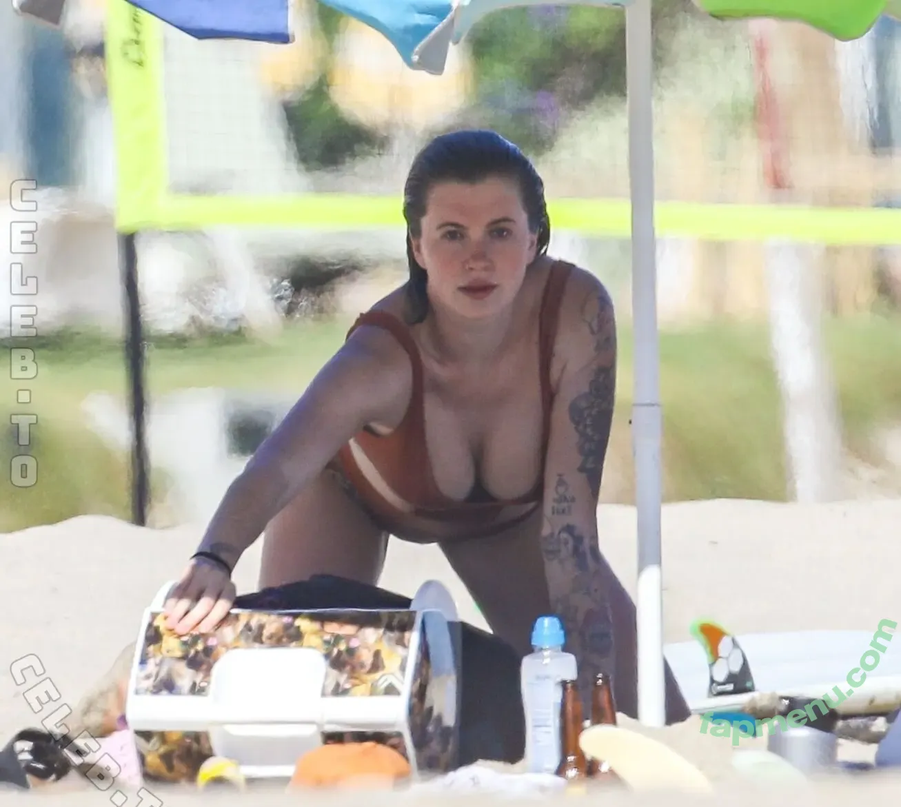 Ireland Baldwin nude photo #0683 (chloebaldwin... / irelandirelandireland)