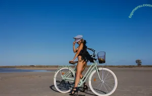 Irene Rouse / IreneRouse10 / sexygym_girl nude photo #1084