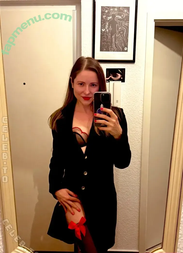 irina.le.fey nude photo #0419 (feyxxx)