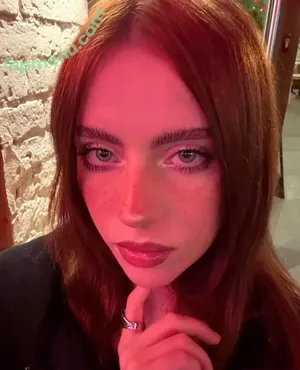 Irina Minkina / howeversnowy / rusian Billie eilish nude photo #0063