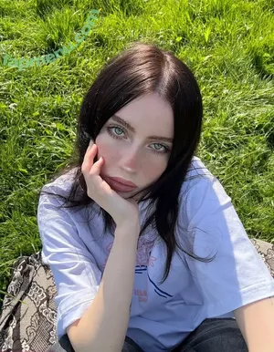 Irina Minkina / howeversnowy / rusian Billie eilish nude photo #0069