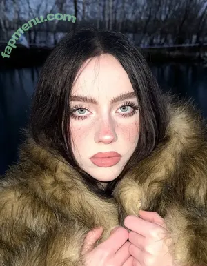 Irina Minkina / howeversnowy / rusian Billie eilish nude photo #0106