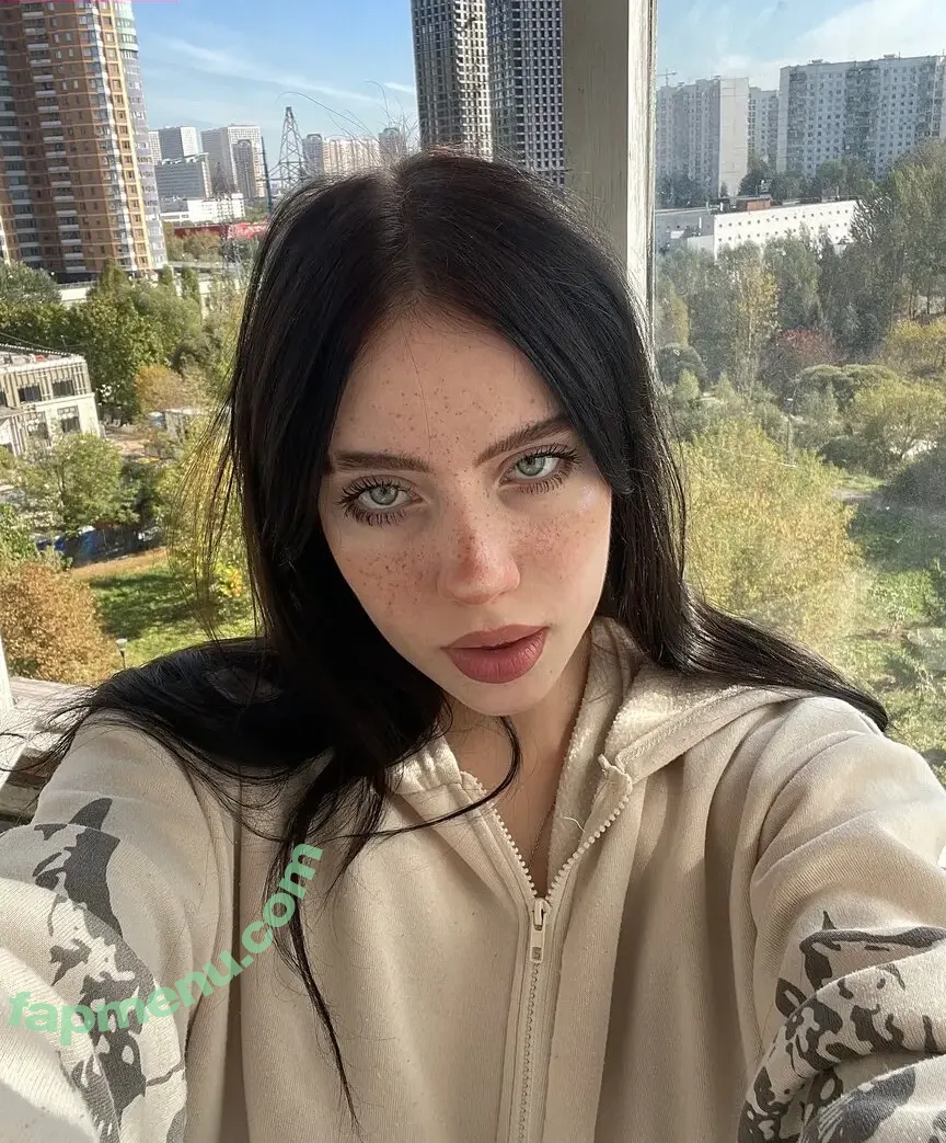 Irina Minkina nude photo #0002 (howeversnowy / rusian Billie eilish)