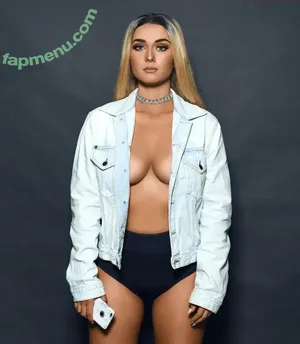  nude photo #0001