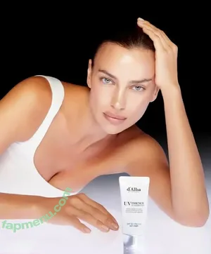 Irina Shayk / irinashayk / theirishayk nude photo #1875