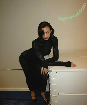 Irina Shayk / irinashayk / theirishayk nude photo #1935