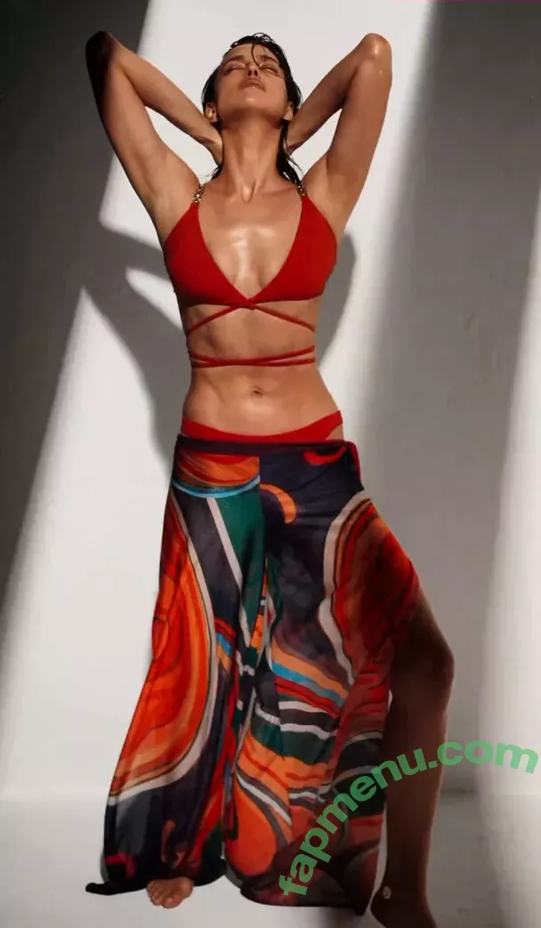 Irina Shayk nude photo #1002 (irinashayk / theirishayk)