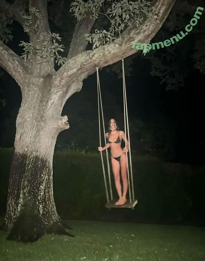 Irina Shayk nude photo #1995 (irinashayk / theirishayk)