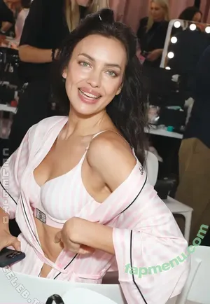Irina Shayk / irinashayk / theirishayk nude photo #2304
