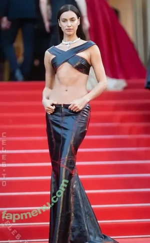 Irina Shayk / irinashayk / theirishayk nude photo #2439