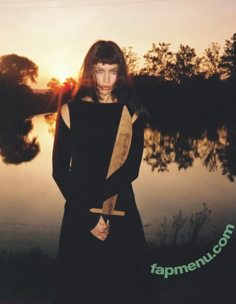 Irina Shayk nude photo #2010 (irinashayk / theirishayk)