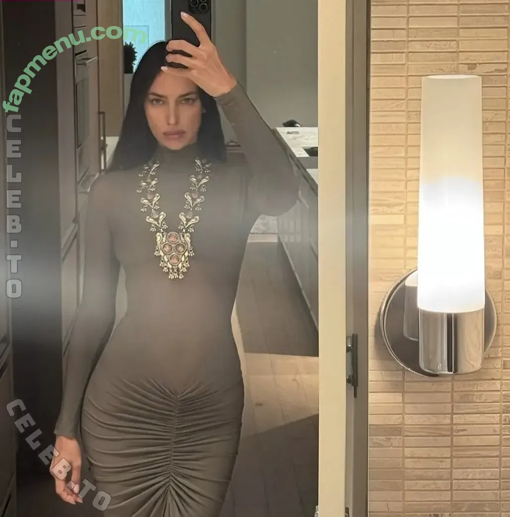 Irina Shayk nude photo #2309 (irinashayk / theirishayk)