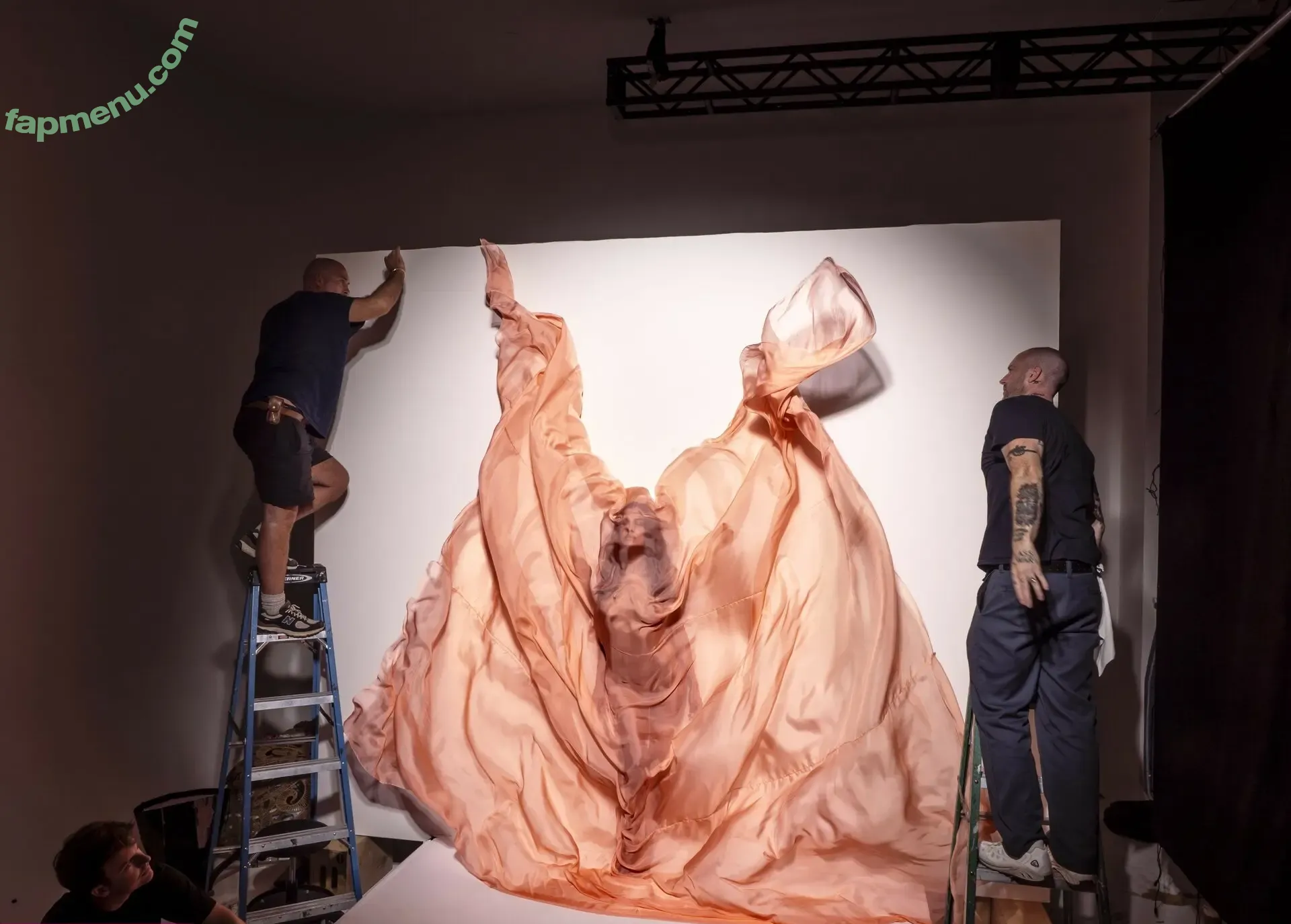 Irina Shayk nude photo #2318 (irinashayk / theirishayk)