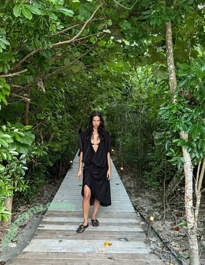 Irina Shayk nude photo #2330 (irinashayk / theirishayk)