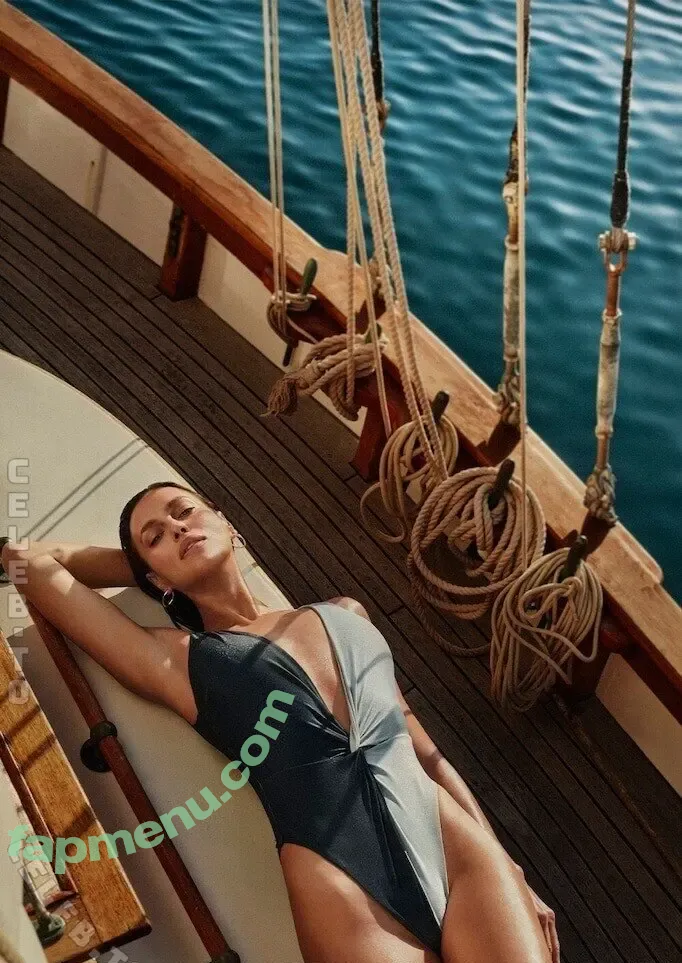 Irina Shayk nude photo #2343 (irinashayk / theirishayk)