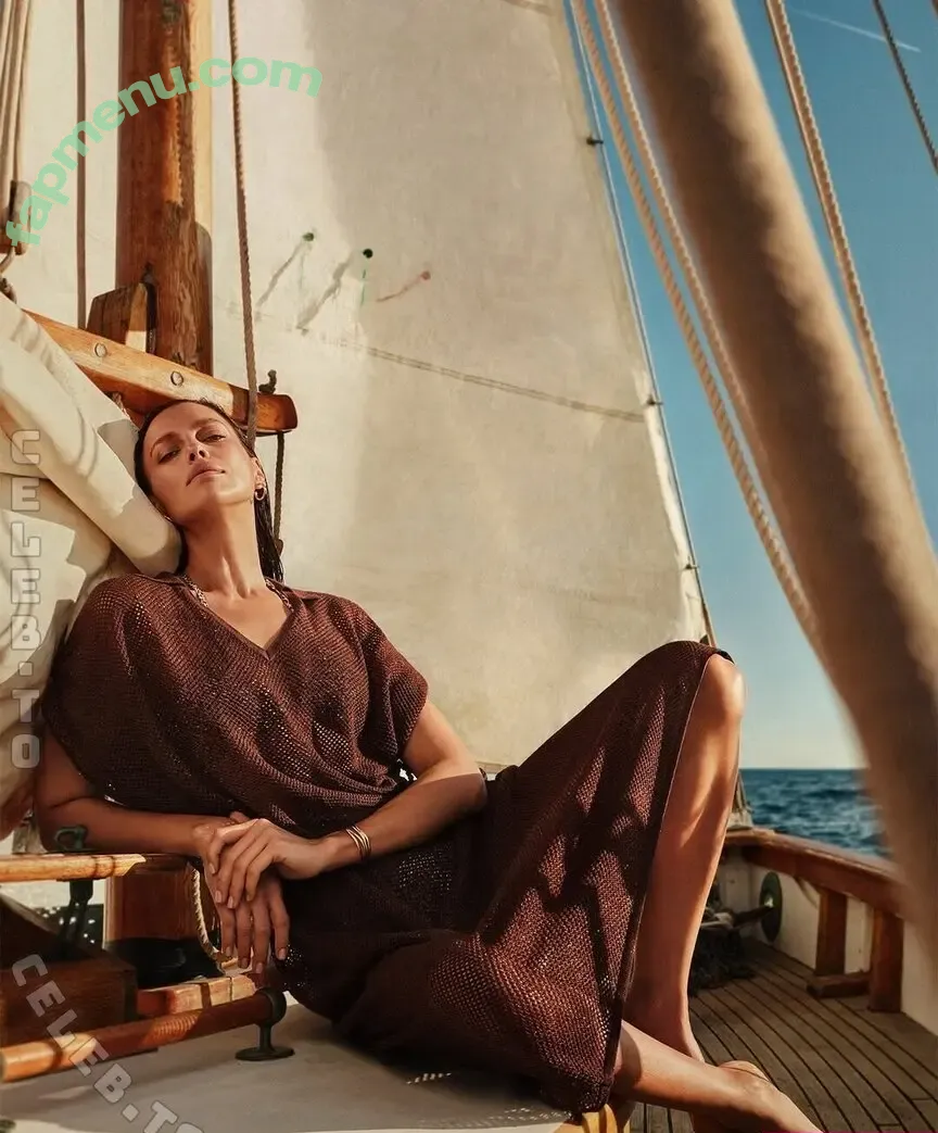 Irina Shayk nude photo #2351 (irinashayk / theirishayk)